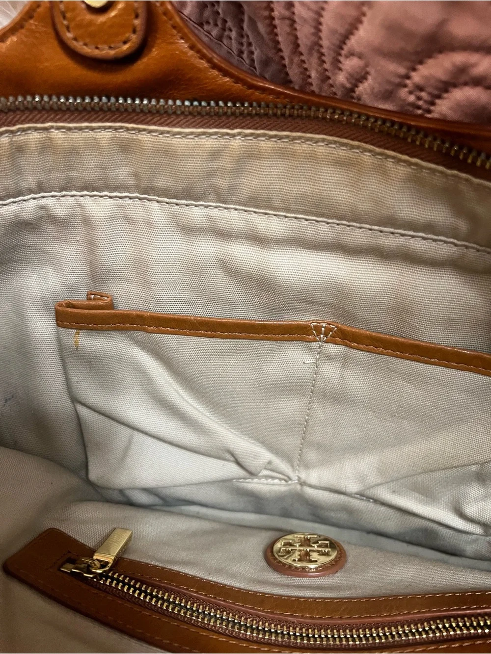 Tory Burch Leather Top Handle Bag Burch
Bombe Leather Tote brown - Picture 11 of 16